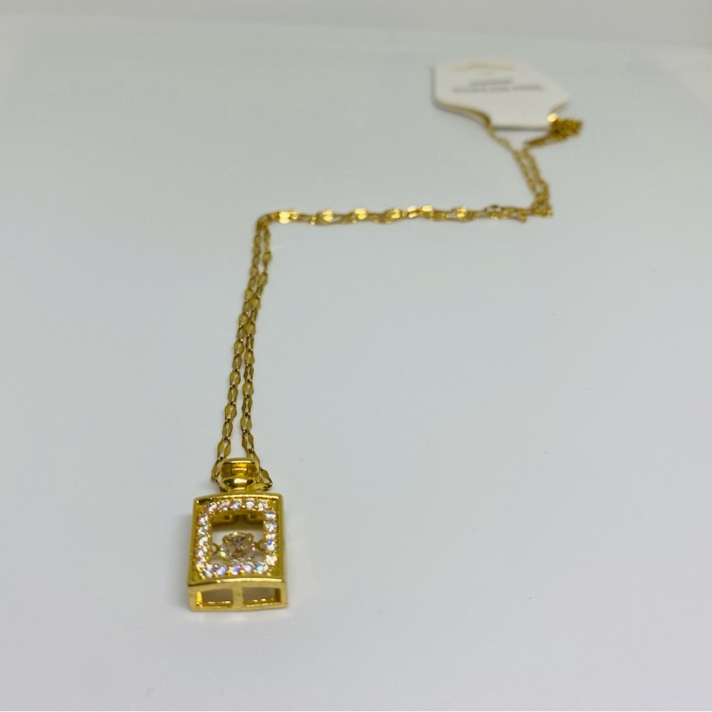 Elegant Gorgeous Gold Color Bottle - shaped Pendant Necklace